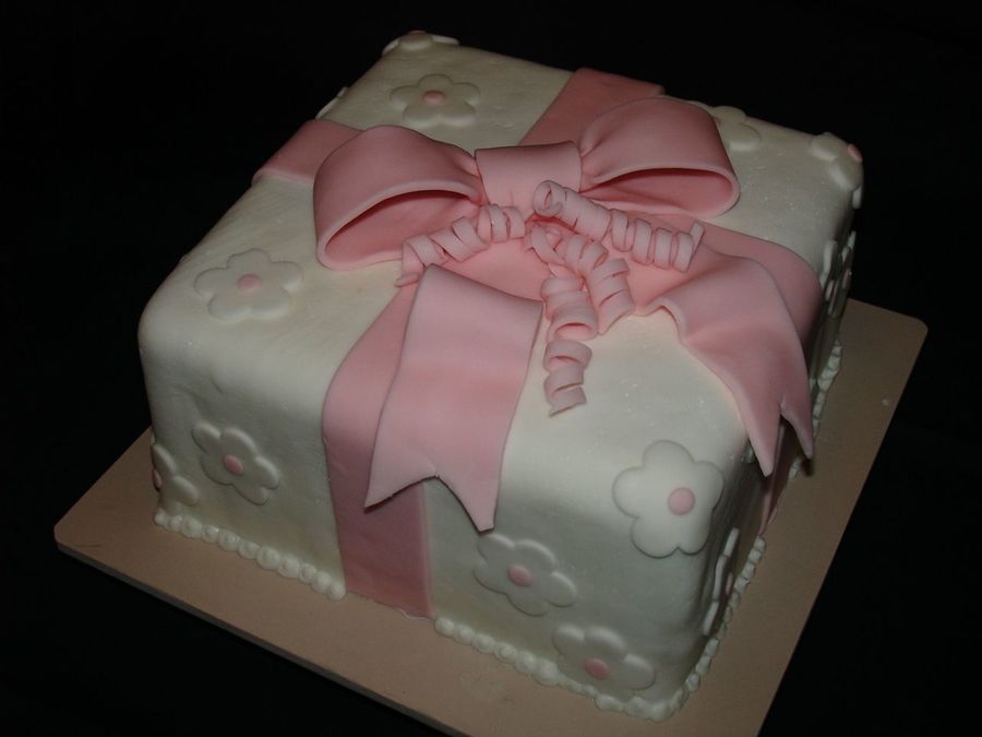 Fondant Gift Box
