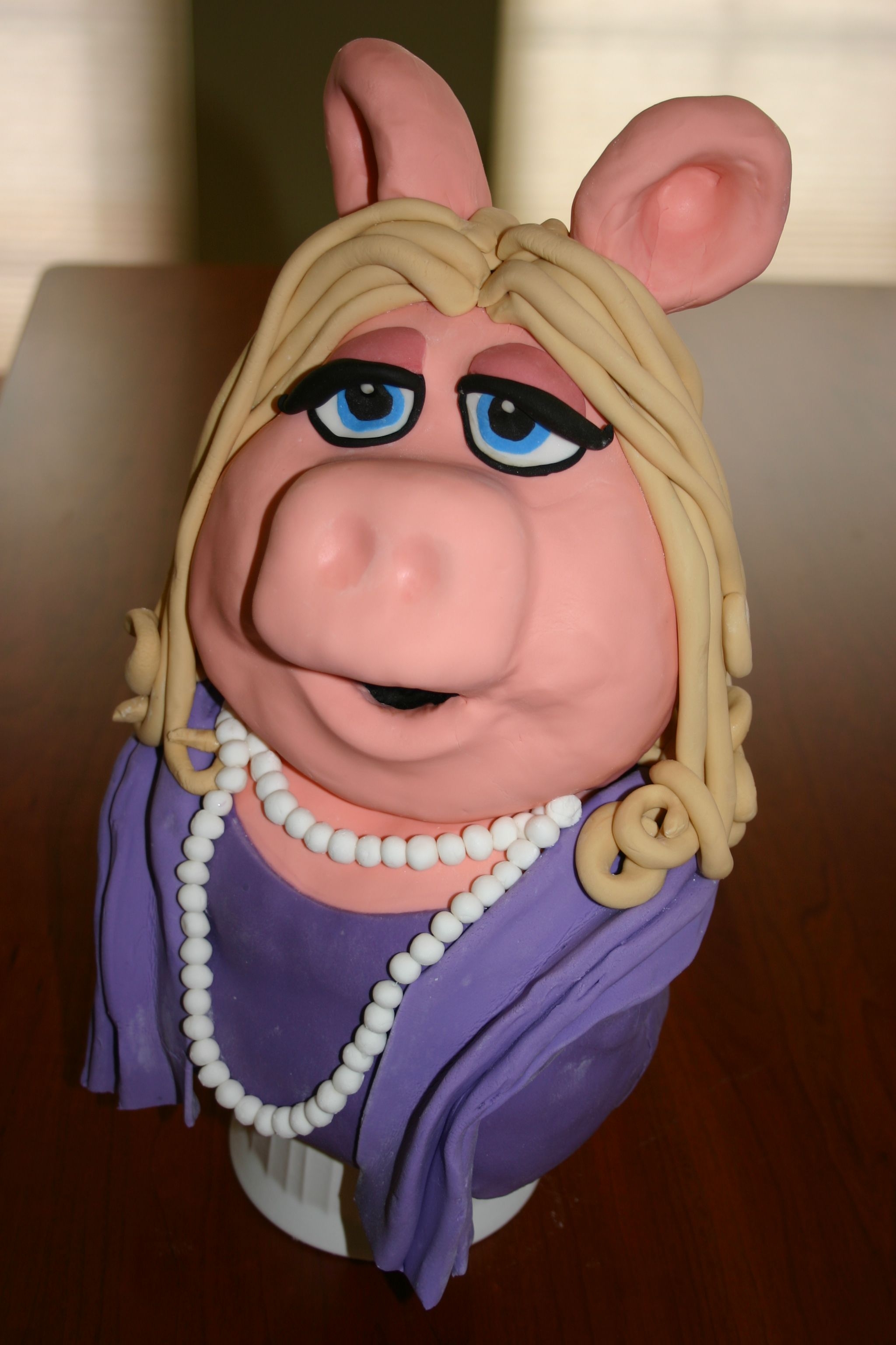 Miss Piggy 70Th Birthday Cake - CakeCentral.com