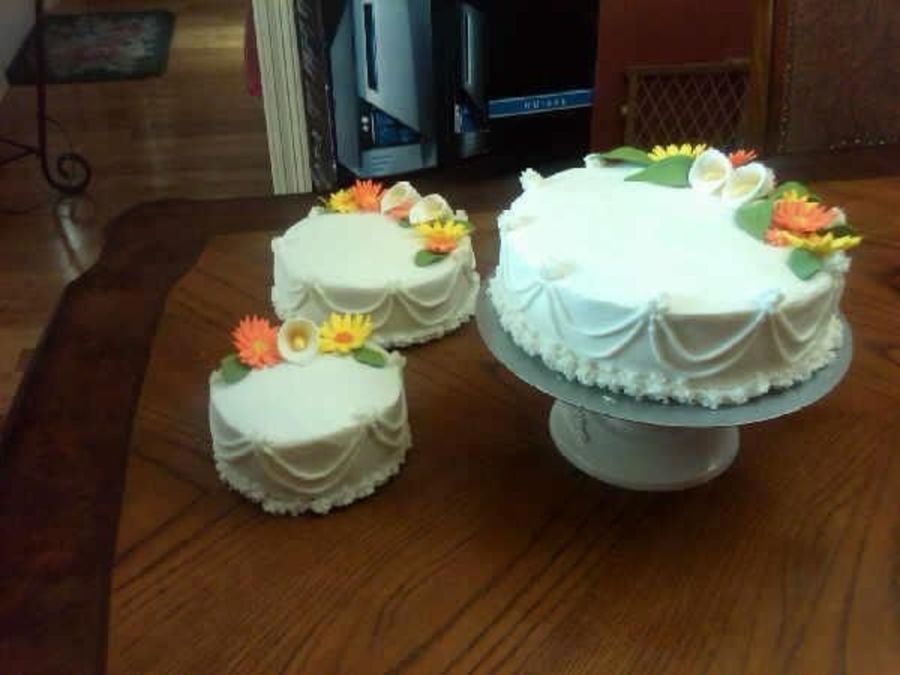 Birthday Cake With Gumpaste Flowers