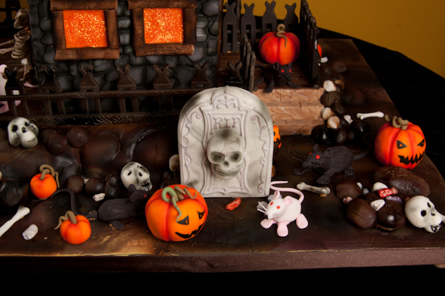 Haunted House Halloween Bat Mitzvah Cake - CakeCentral.com