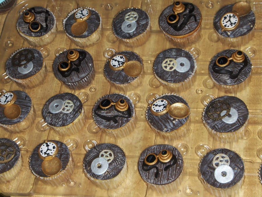 Steampunk Cupcakes