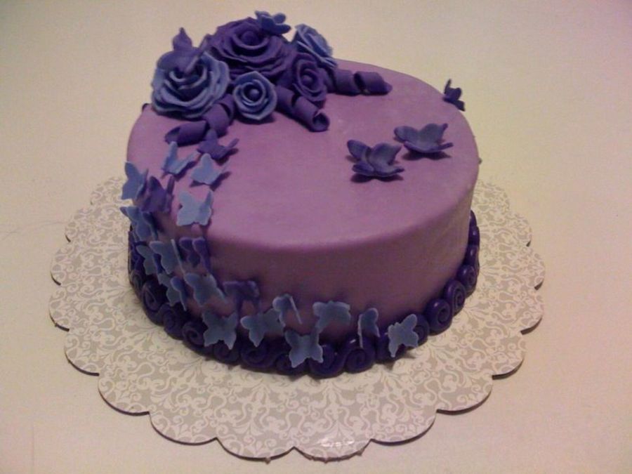 Roses And Butterfly Cake