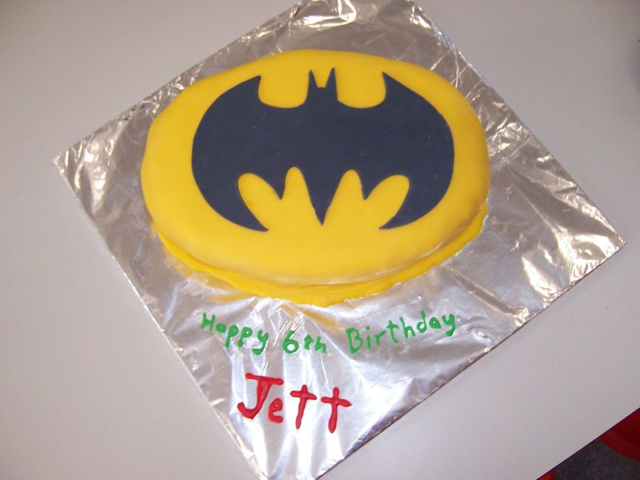 Batman Logo Cake - CakeCentral.com