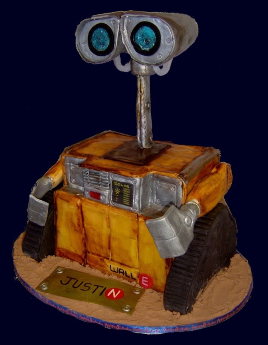 Wall E Birthday Cake
