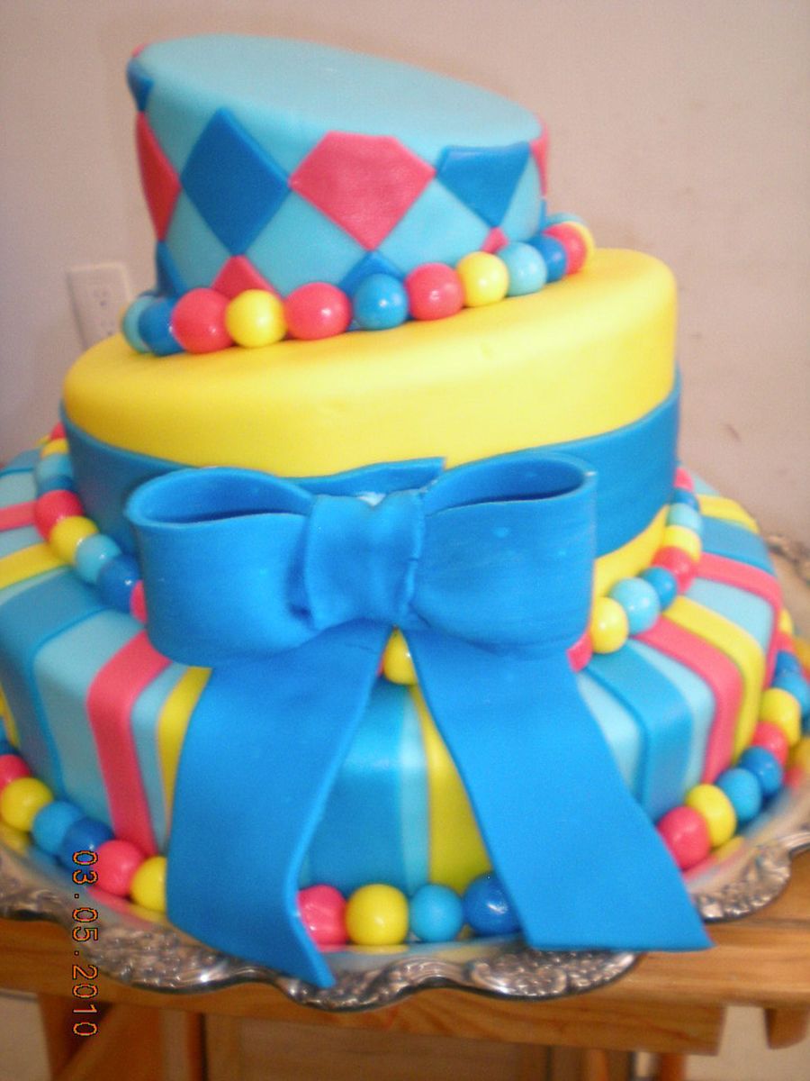 Gypsy Topsy Curvy Birthday Cake