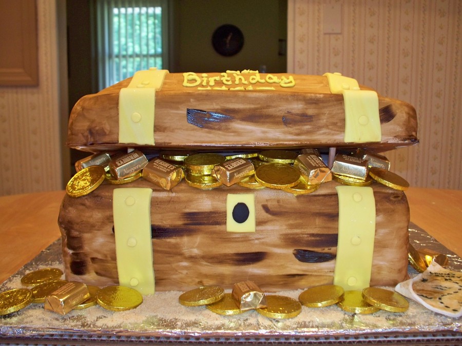 Treasure Chest Cake
