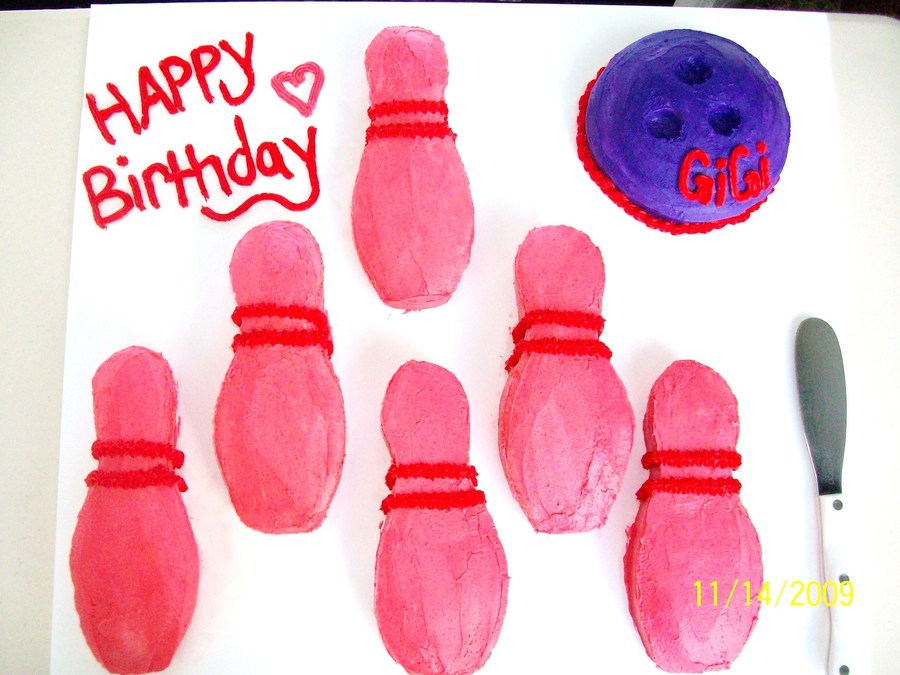 Bowling Pin Cake