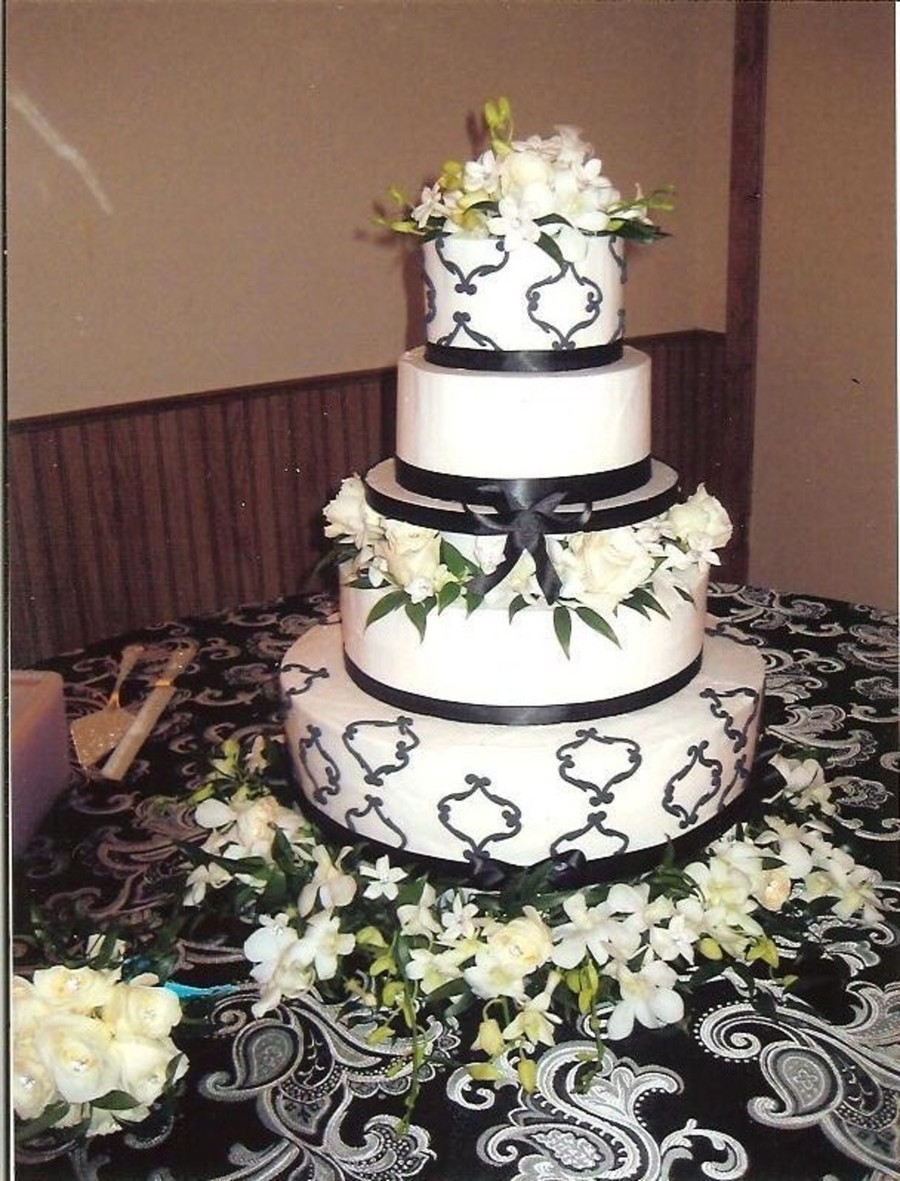 Damask Cakecentral