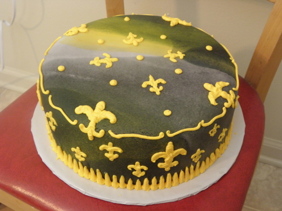 Fleur De Lis Cake