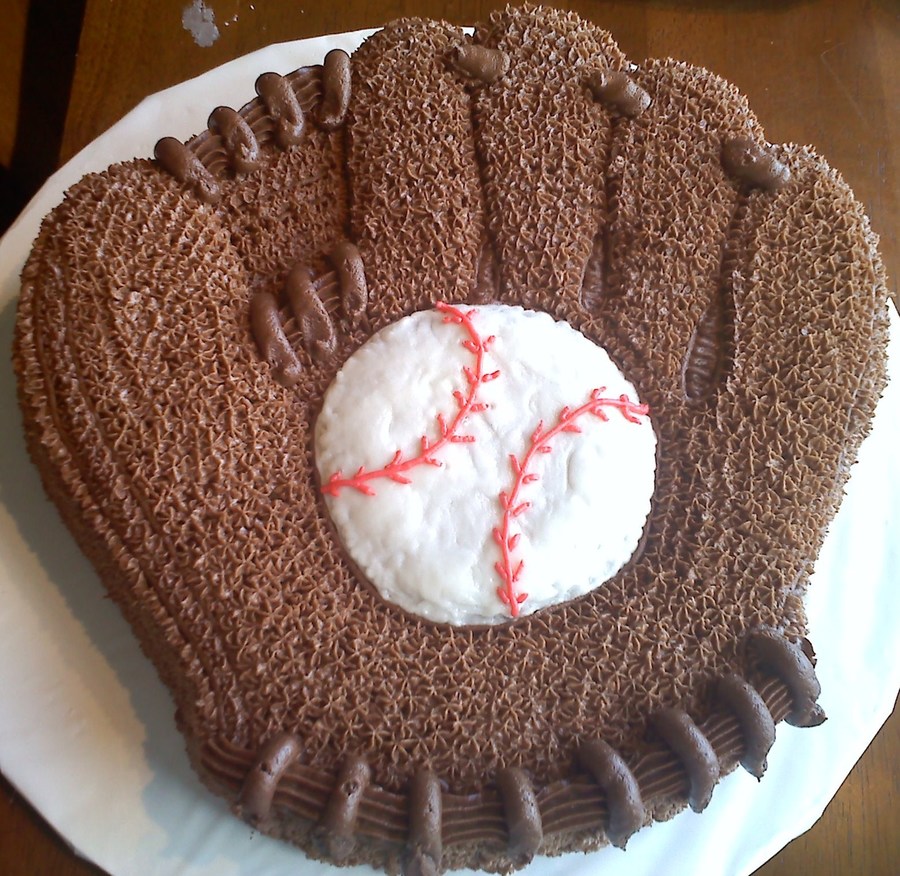 Baseball Mitt Cake