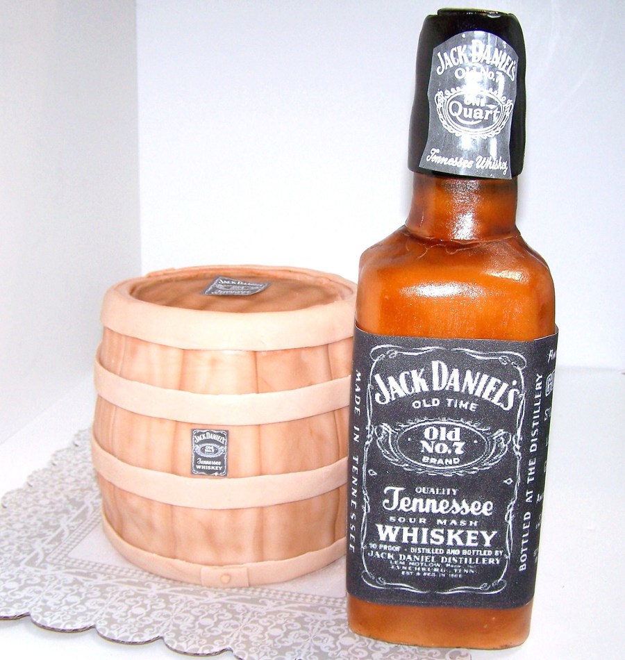 Jack Daniels Keg And Bottle