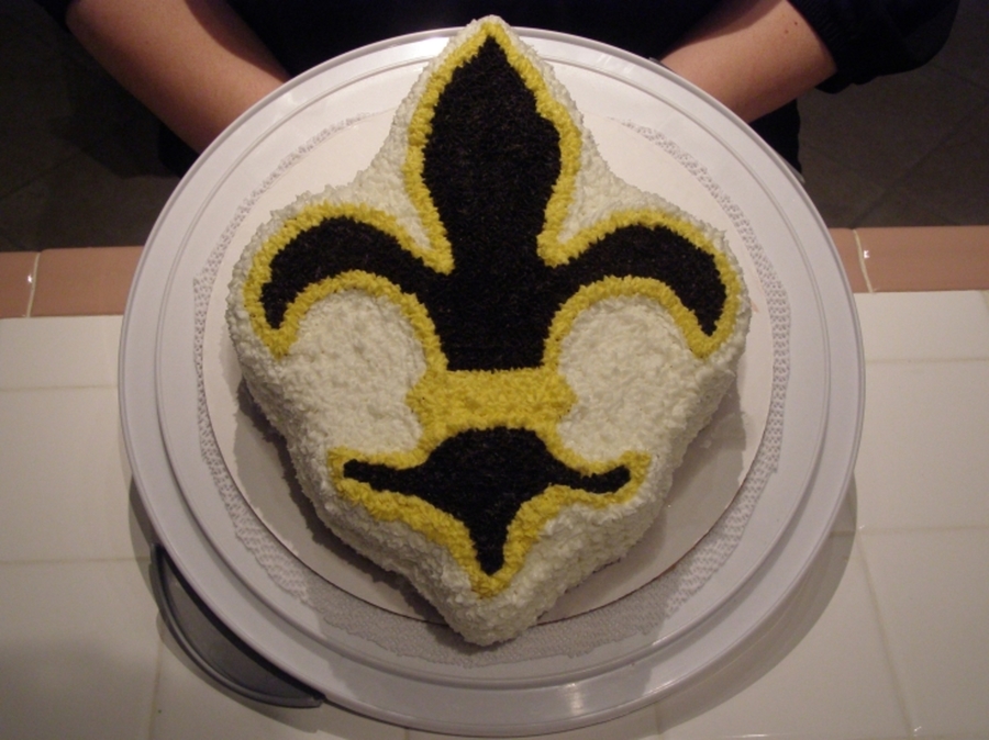 Fleur De Lis Cake
