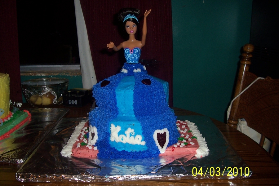Princess Jasmine Doll Cake