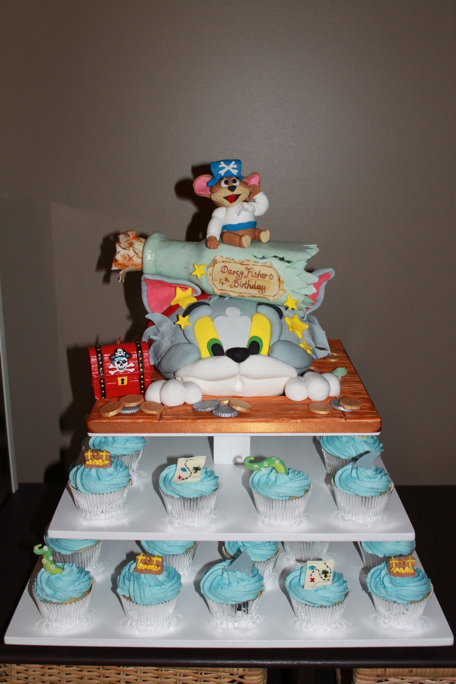 Tom \u0026 Jerry 'shiver Me Whiskers' - CakeCentral.com, image size:900x1350