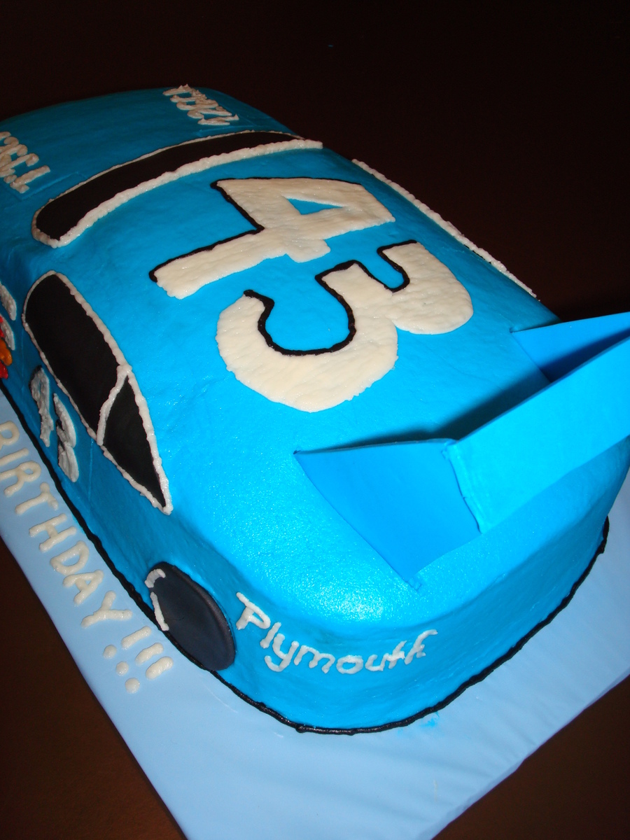 Richard Petty Race Car Cake