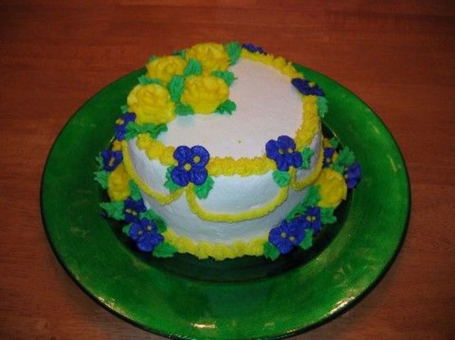 Yellow Rose Birthday Cake - CakeCentral.com