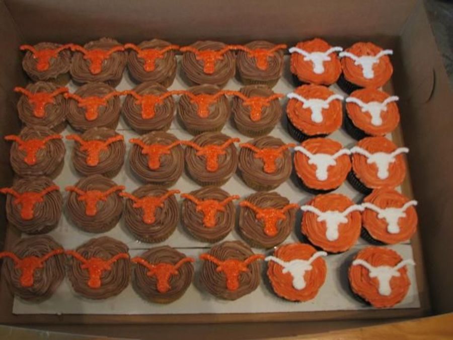 Hook 'em Cupcake!