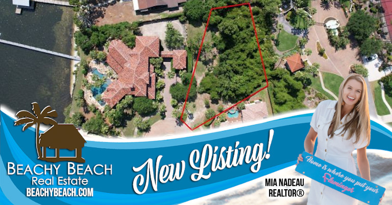 Lot for Sale in Finistere