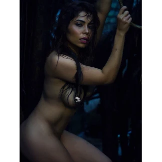 Random nude image - Ref: 1579820401