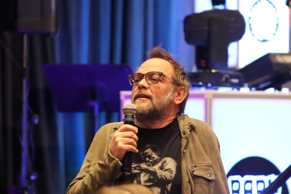 Supernatural 20th Anniversary Tour Finale in Nashville: Jensen, Jared, Mark Sheppard & SPN Family Magic | Interviews & Reviews by Center Stage Magazine #