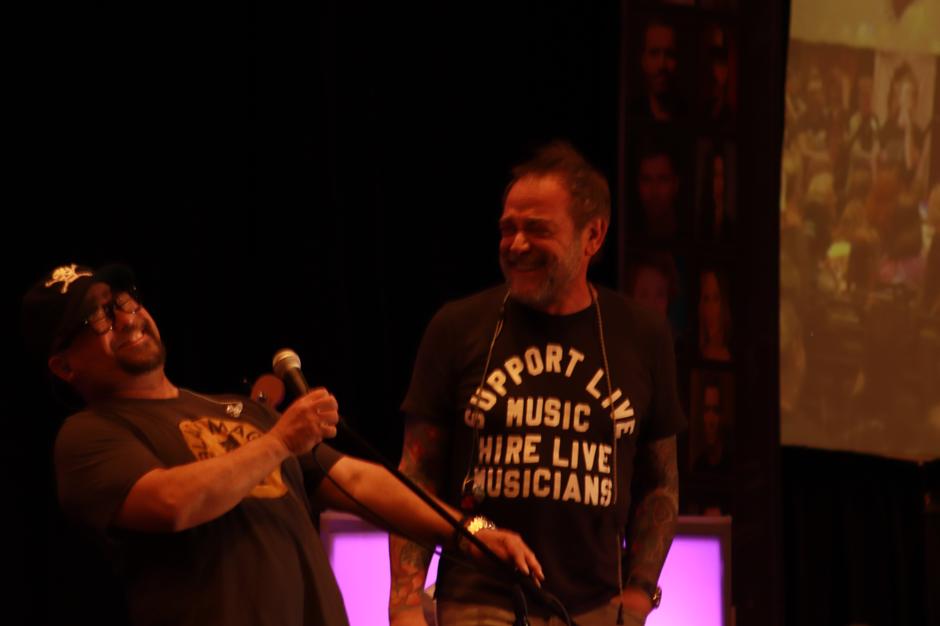 Supernatural 20th Anniversary Tour Finale in Nashville: Jensen, Jared, Mark Sheppard & SPN Family Magic | Interviews & Reviews by Center Stage Magazine #