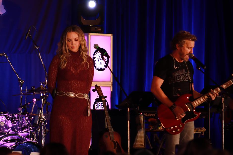 Supernatural 20th Anniversary Tour Finale in Nashville: Jensen, Jared, Mark Sheppard & SPN Family Magic | Interviews & Reviews by Center Stage Magazine #