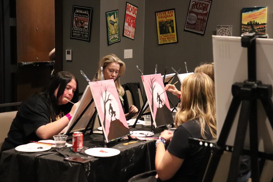 Supernatural 20th Anniversary Tour Finale in Nashville: Jensen, Jared, Mark Sheppard & SPN Family Magic | Interviews & Reviews by Center Stage Magazine #