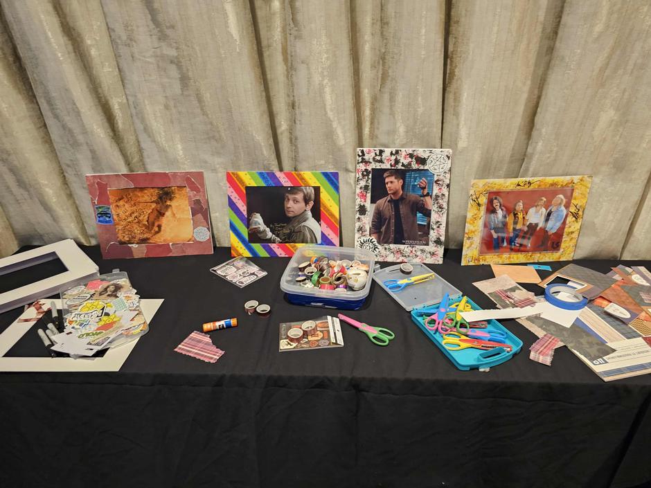 Supernatural 20th Anniversary Tour Finale in Nashville: Jensen, Jared, Mark Sheppard & SPN Family Magic | Interviews & Reviews by Center Stage Magazine #