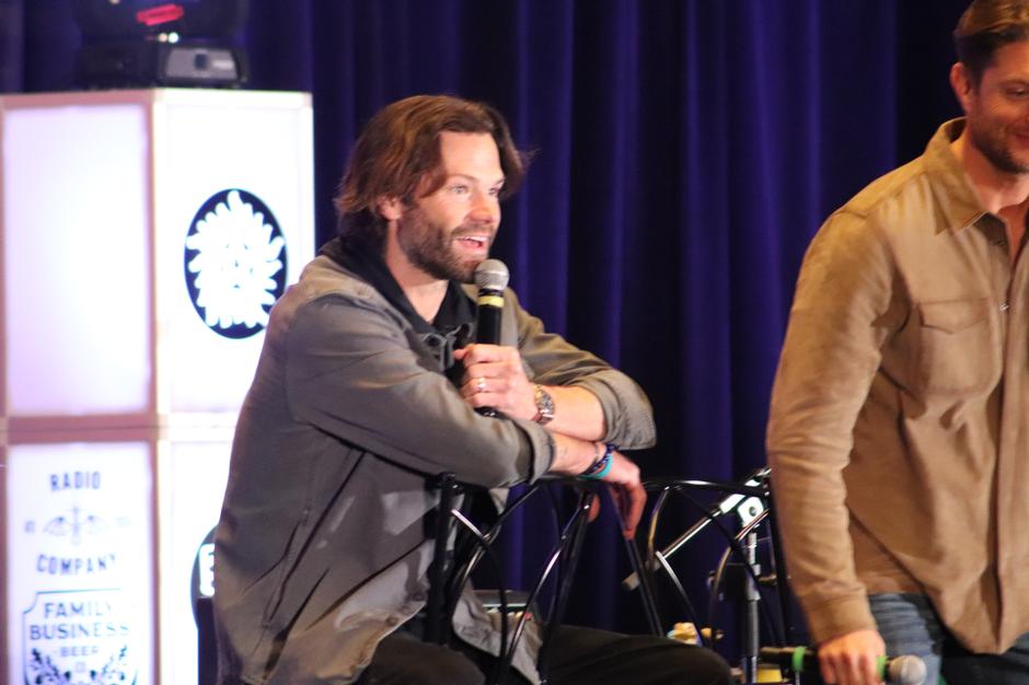 Supernatural 20th Anniversary Tour Finale in Nashville: Jensen, Jared, Mark Sheppard & SPN Family Magic | Interviews & Reviews by Center Stage Magazine #