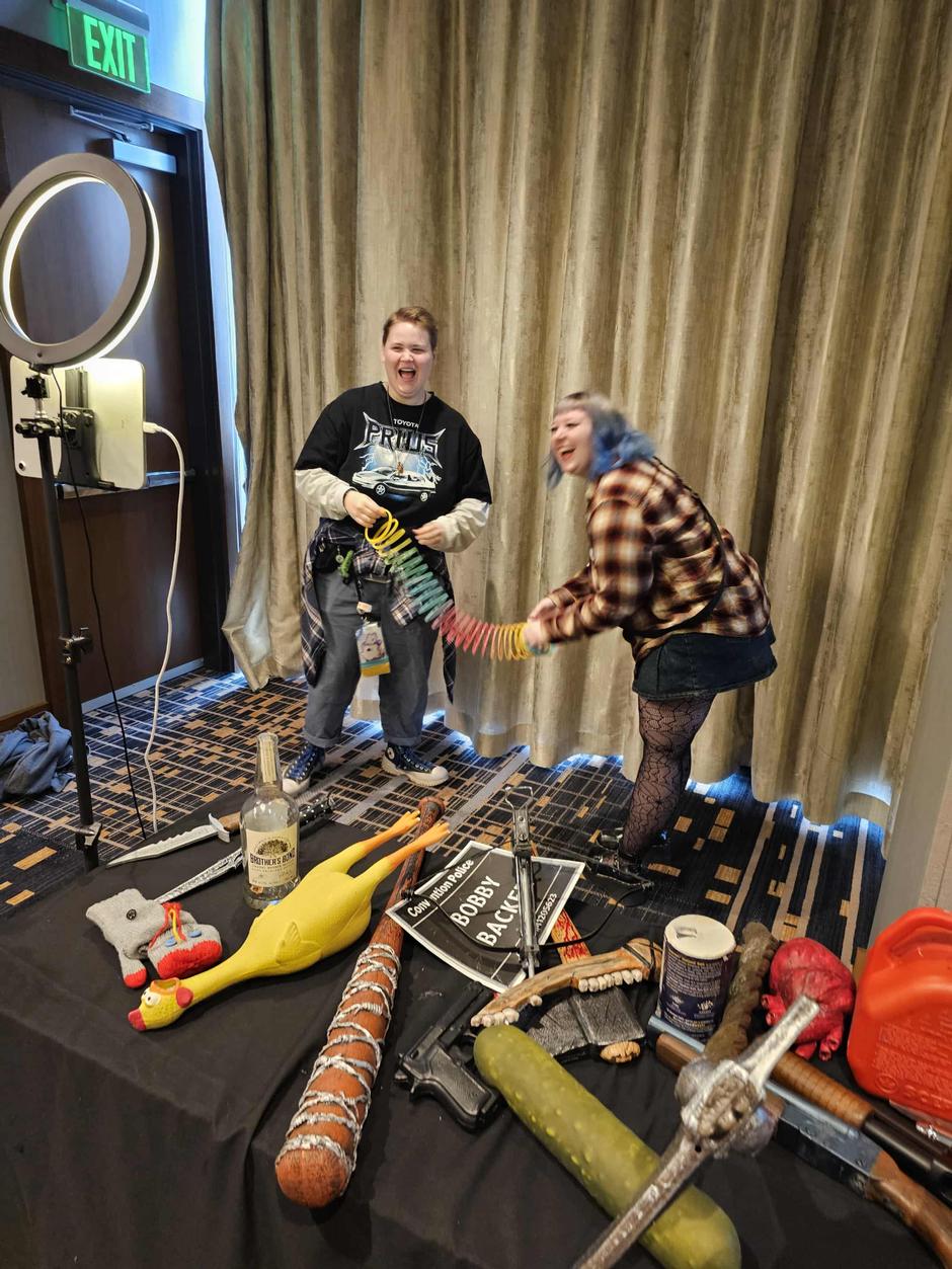 Supernatural 20th Anniversary Tour Finale in Nashville: Jensen, Jared, Mark Sheppard & SPN Family Magic | Interviews & Reviews by Center Stage Magazine #