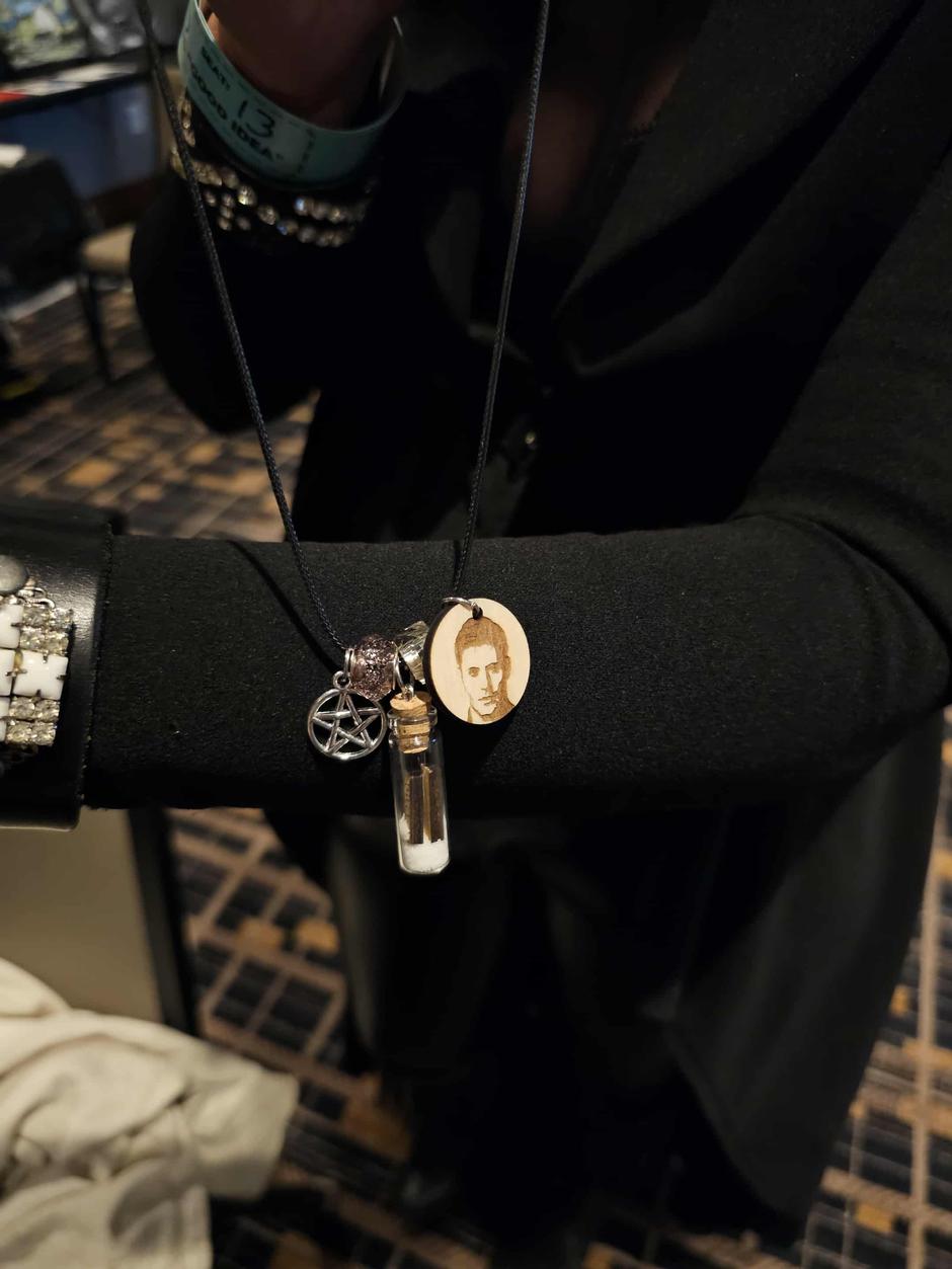 Supernatural 20th Anniversary Tour Finale in Nashville: Jensen, Jared, Mark Sheppard & SPN Family Magic | Interviews & Reviews by Center Stage Magazine #