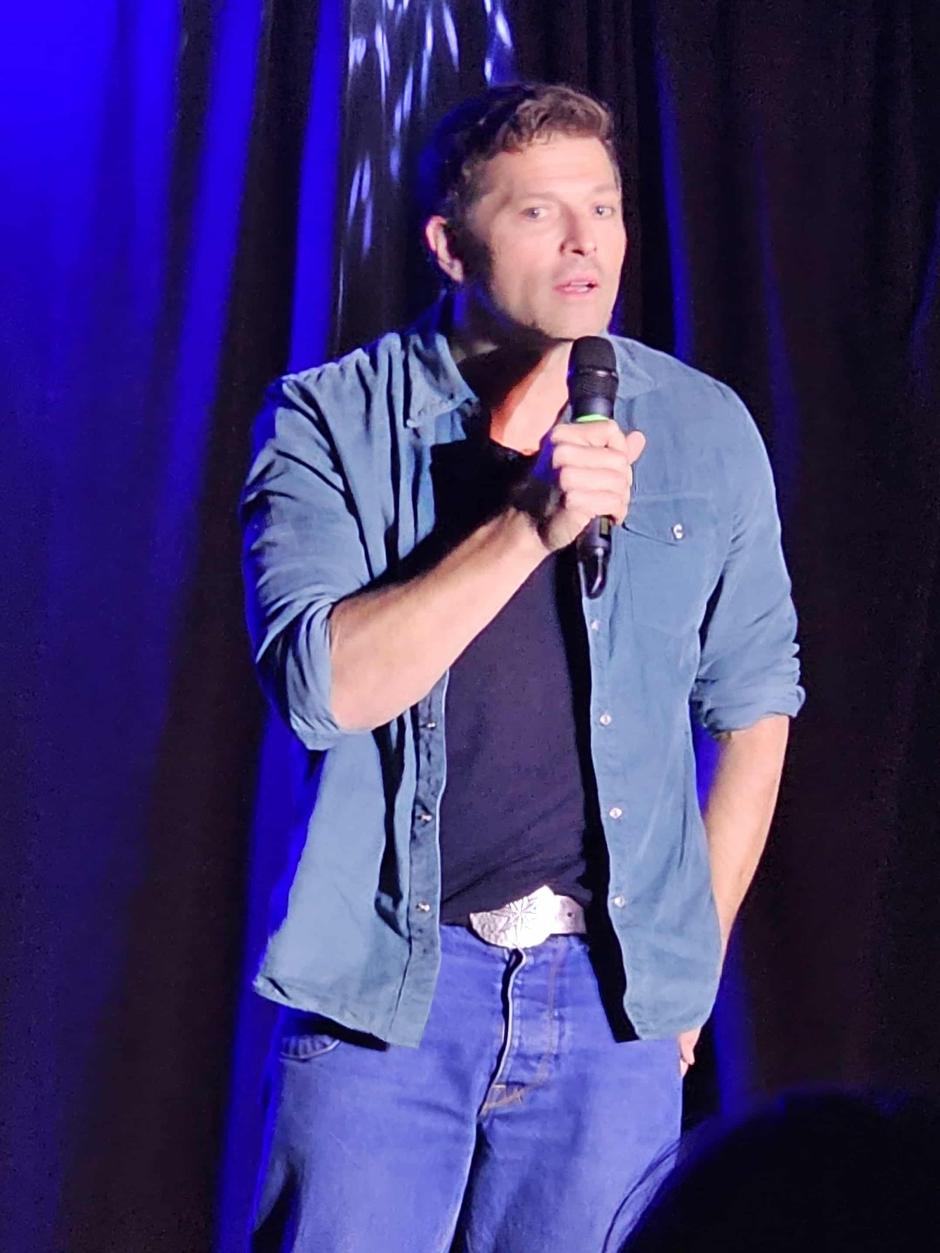 Supernatural 20th Anniversary Tour Finale in Nashville: Jensen, Jared, Mark Sheppard & SPN Family Magic | Interviews & Reviews by Center Stage Magazine #