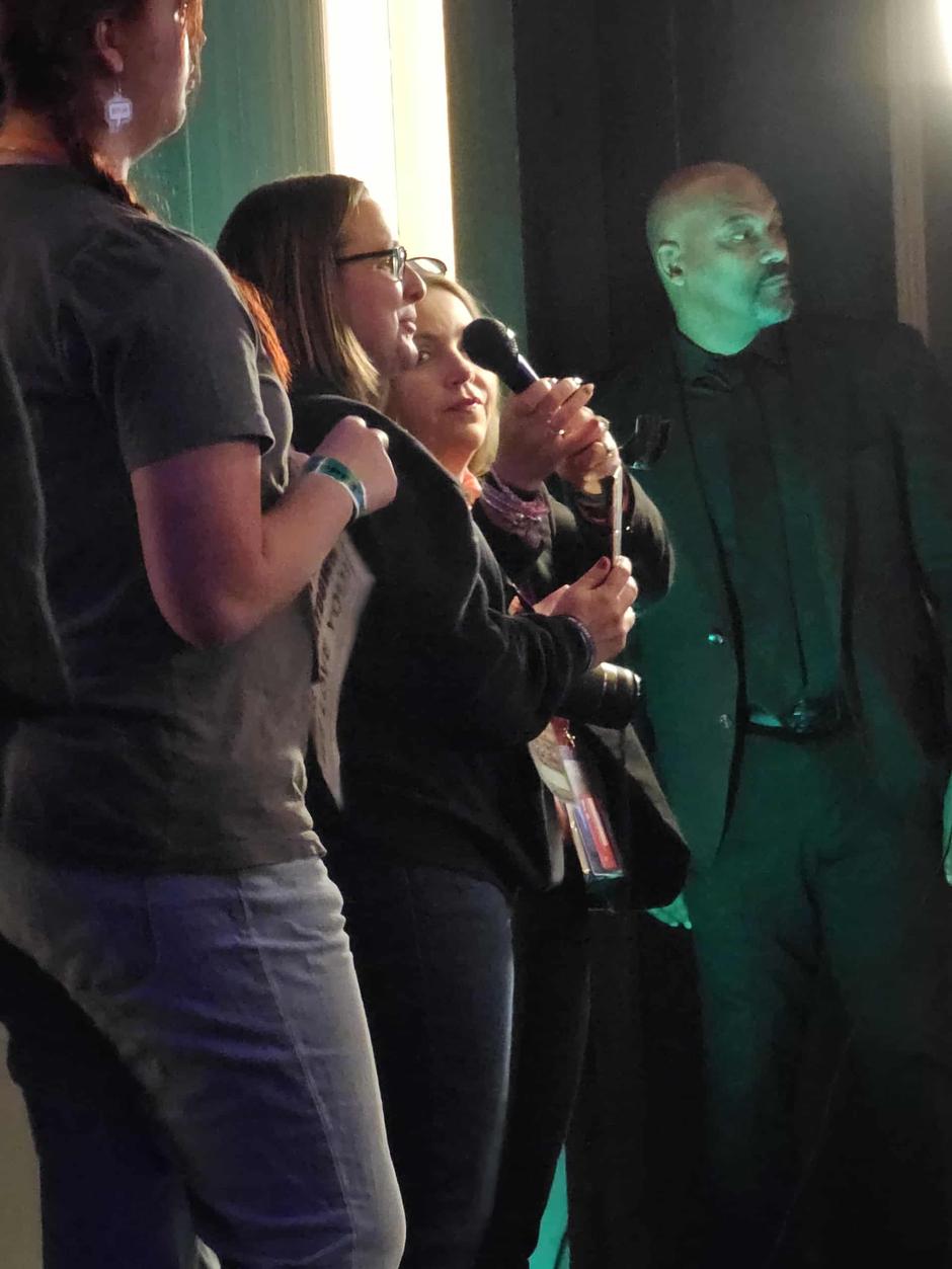 Supernatural 20th Anniversary Tour Finale in Nashville: Jensen, Jared, Mark Sheppard & SPN Family Magic | Interviews & Reviews by Center Stage Magazine #