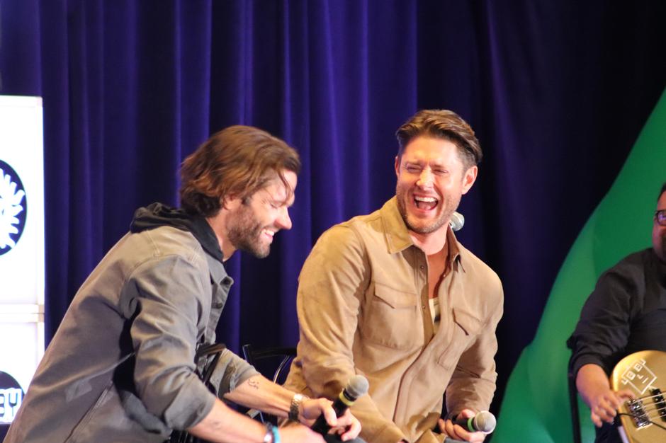 Supernatural 20th Anniversary Tour Finale in Nashville: Jensen, Jared, Mark Sheppard & SPN Family Magic | Interviews & Reviews by Center Stage Magazine #