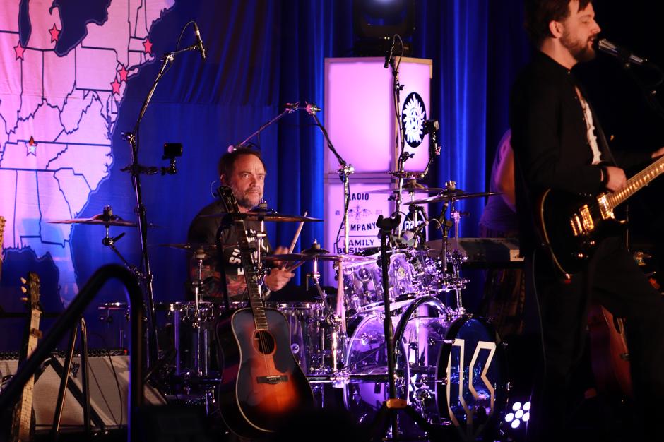 Supernatural 20th Anniversary Tour Finale in Nashville: Jensen, Jared, Mark Sheppard & SPN Family Magic | Interviews & Reviews by Center Stage Magazine #