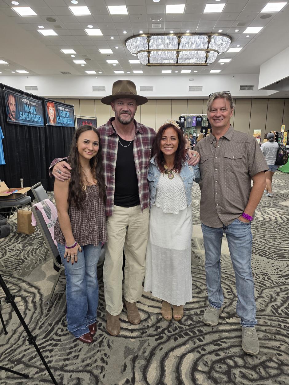 Creation Orlando 2026 Recap: Supernatural Convention, Broadway Night, and Fan Weekend | Interviews & Reviews by Center Stage Magazine #