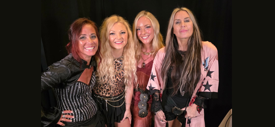 CMA Fest with Missy and Reagan: American Blonde