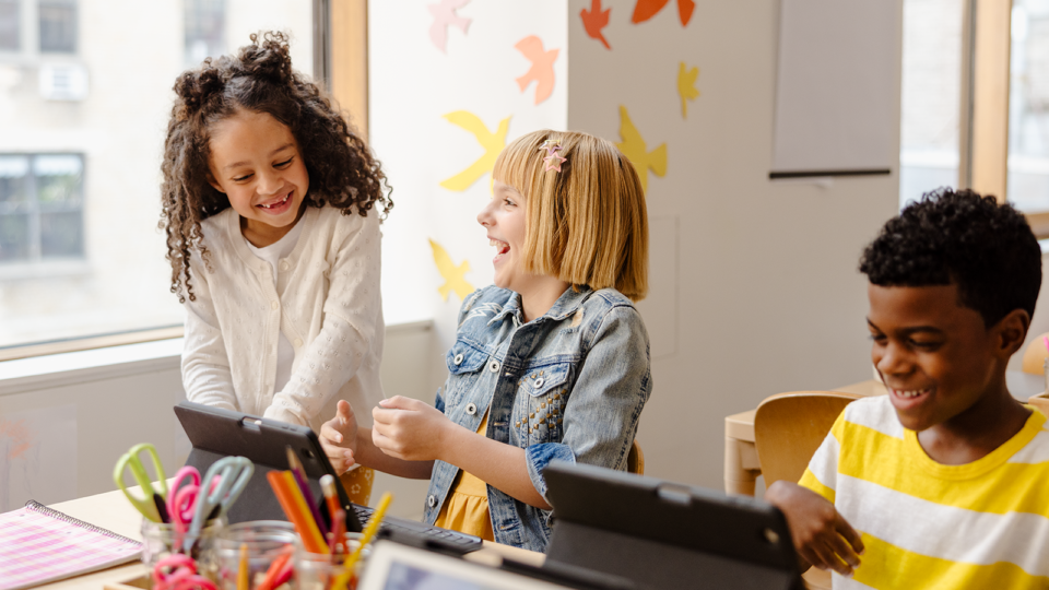 WF2367363 Shaped 2025 Blog Post What Is Dual Language Immersion Hero