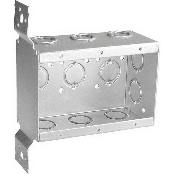 Garvin TB325F 3Gang Masonry Box With Flat Vertical Bracket; 5.620