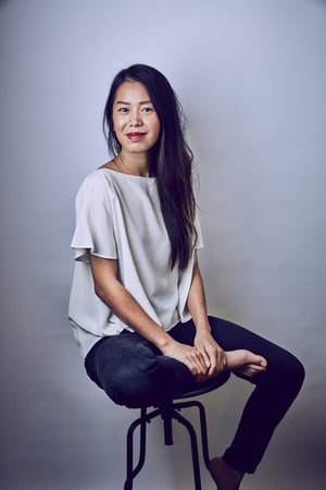 Van-Hoang Headshot