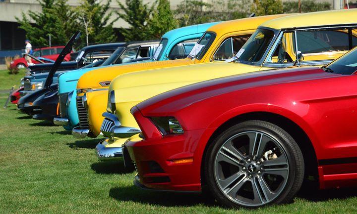 Cruise-Ins at ACM
