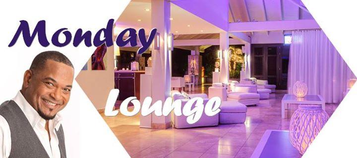 Monday Lounge at Floris Suite Hotel