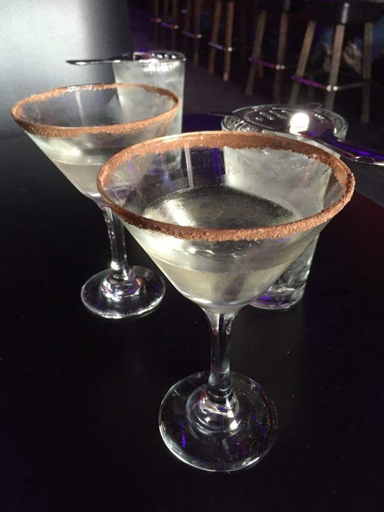 Blondie’s Bar, photo 2 of 5