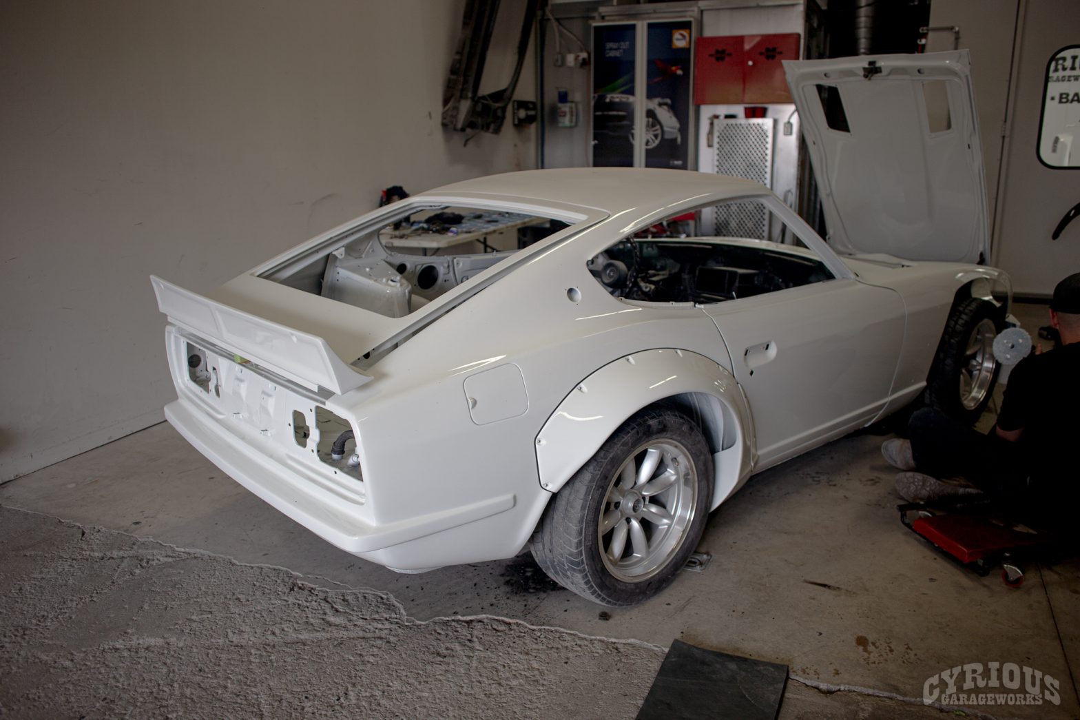 White Rabbit – Rocket Bunny 240Z