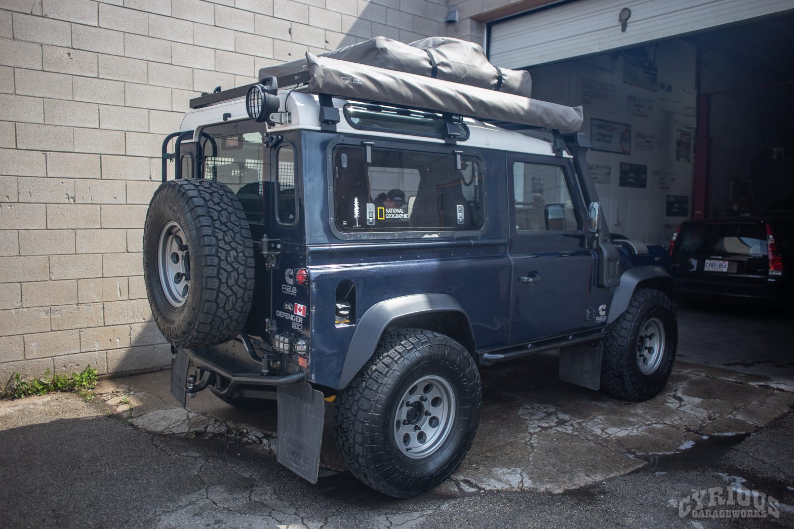 Land Rover Defender 90 Cummins R2.8 Swap