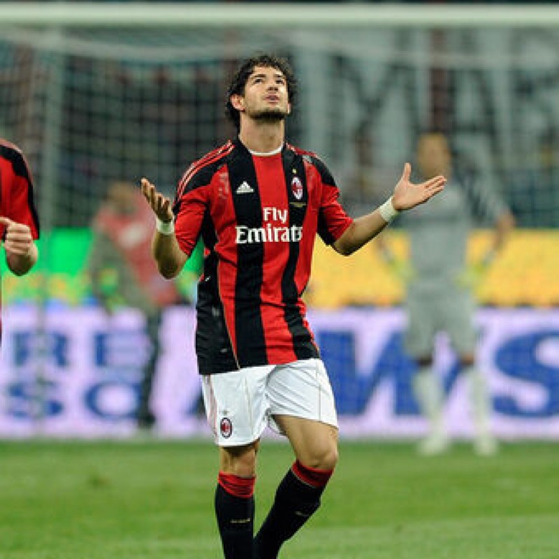 Pato's Official Milan Signed Shirt, 2010/11
