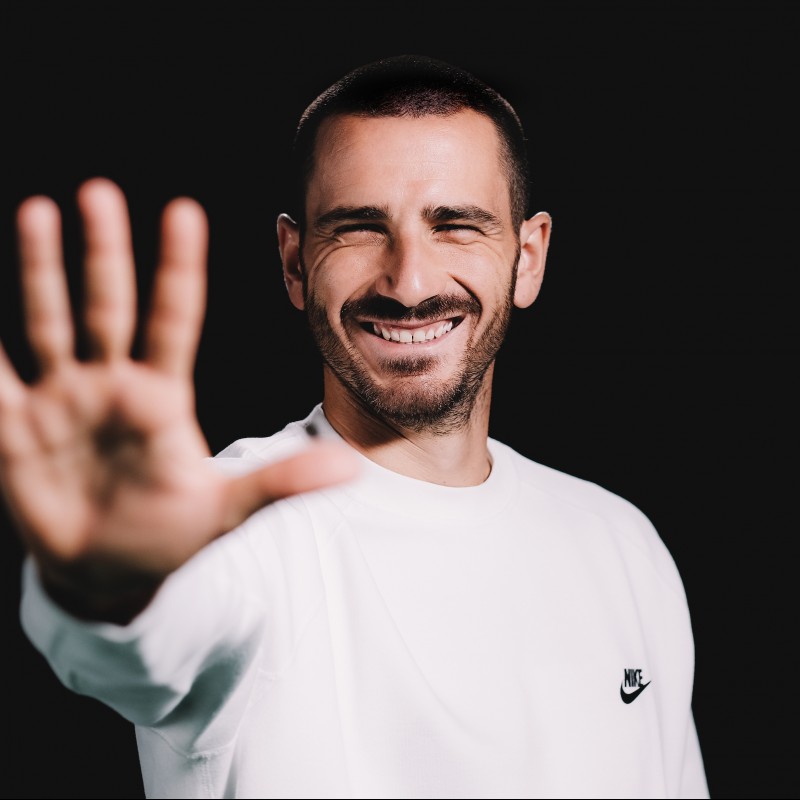 Enjoy the Juventus-Lecce Match and Meet Leo Bonucci