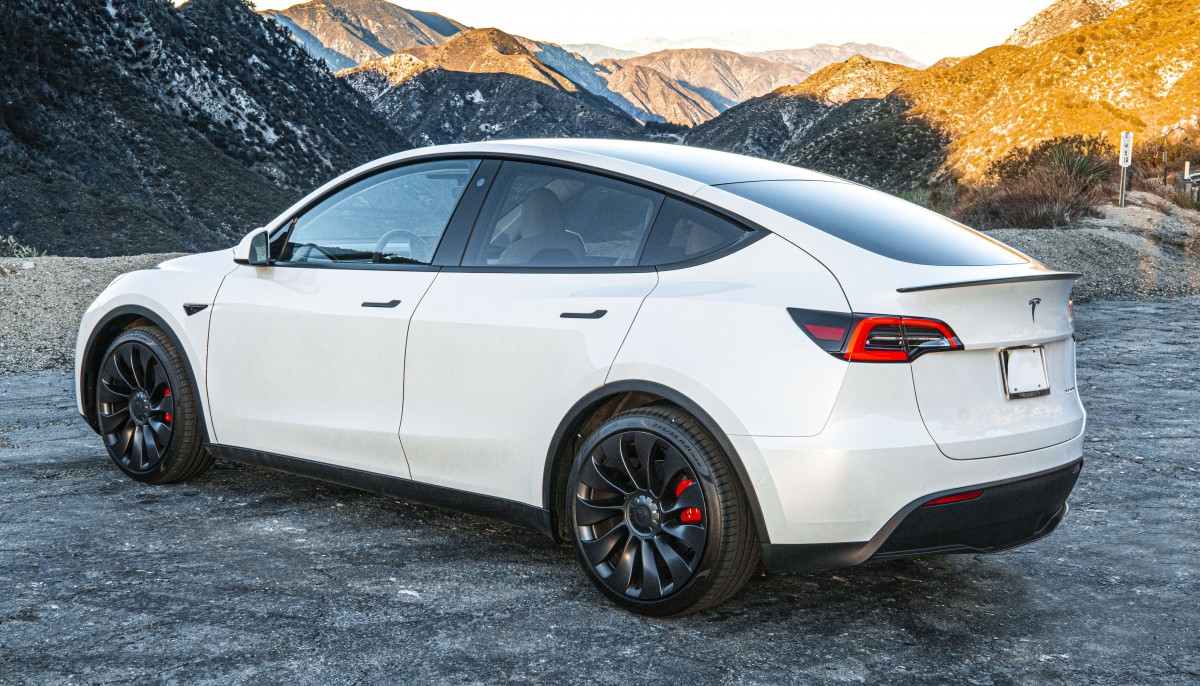Car Auctions Tesla Model X Ferrari Gulf Racing Visit Cars