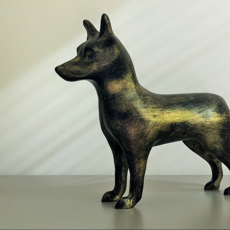"NinaForTheDogs" - marble dust sculpture by A. Resina - 31x30x0.9 cm