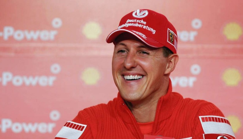 Cappellino Ferrari di Michael Schumacher - Autografato - CharityStars